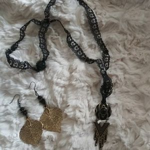 Necklace, earings set